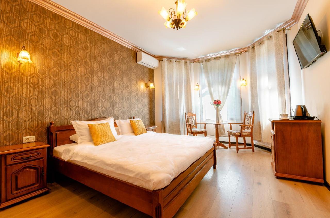 Vila Genia Campulung Moldovenesc Ngoại thất bức ảnh