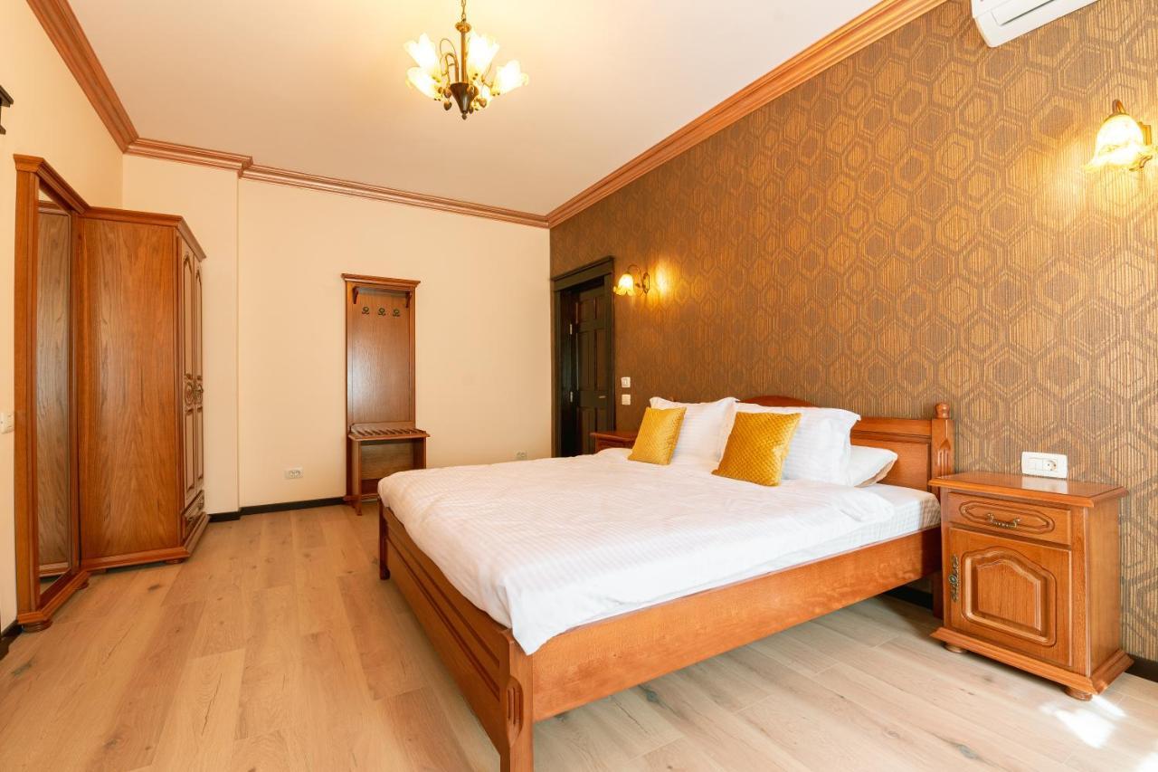 Vila Genia Campulung Moldovenesc Ngoại thất bức ảnh